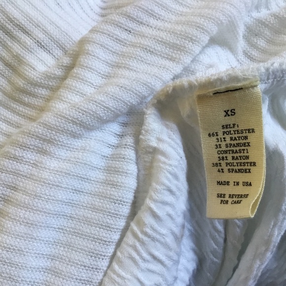 Gimmicks by BKE White fringe knit tunic tank XS - Picture 5 of 5